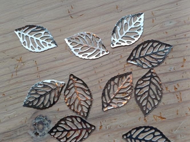 Hovedbilde Metallpynt - Blad - Sølvfarget - SHM30