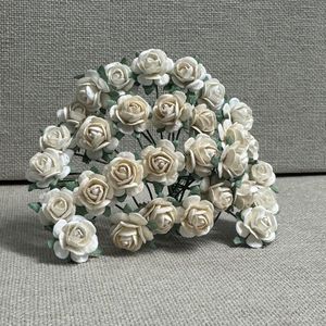 Hovedbilde Papirdesign - Roser 1,2 cm,  hvit - R1