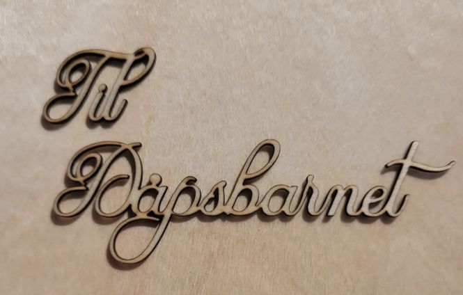 Hovedbilde Til Dåpsbrnet- Scrappehuset egen trepynt- T101